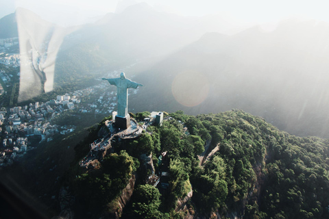 Rio de Janeiro: Passeio de helicóptero pelo Cristo Redentor Tour Compartilhado de 20 minutos