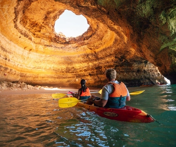 Benagil: Guided Kayaking Tour to the Benagil Cave