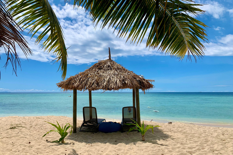Fiji: Captain Cook Cruises - Day and Dinner Combo