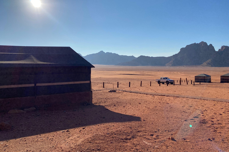 Wadi Rum: jeep tour, bed, breakfast and dinnerWadi Rum: 5hr desert tour, bed, breakfast and dinner