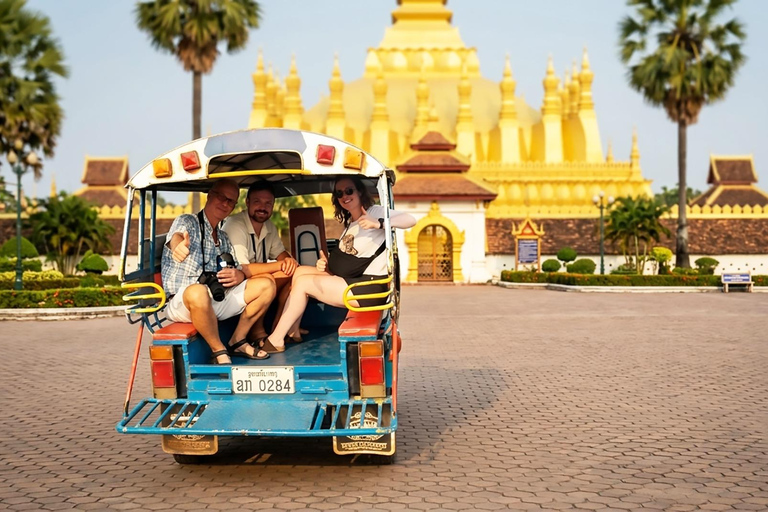 Vientiane: Guided City Tour by Tuk-Tuk with Entry Tickets