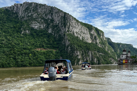 Orsova: Danube’s Cauldrons Boat Tours with Audio Guide Orsova: Danube’s Cauldrons Boat Tour with Audio Guide