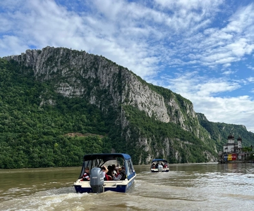 Orsova: Danube’s Cauldrons Boat Tours with Audio Guide