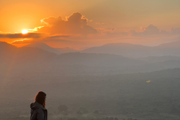 Sigiriya: Pidurangala Rock Sunrise Hike and Hidden Views