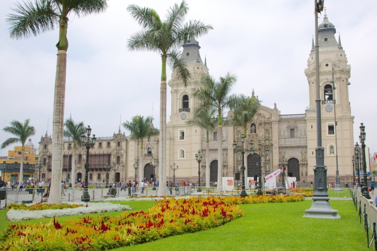 Lima : demeures historiques Aliaga, Fernandini avec Pisco SourLima : demeures historiques - Partagé