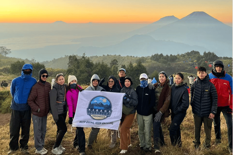 Yogyakarta: Mount Prau Sunrise Hike with Transfers