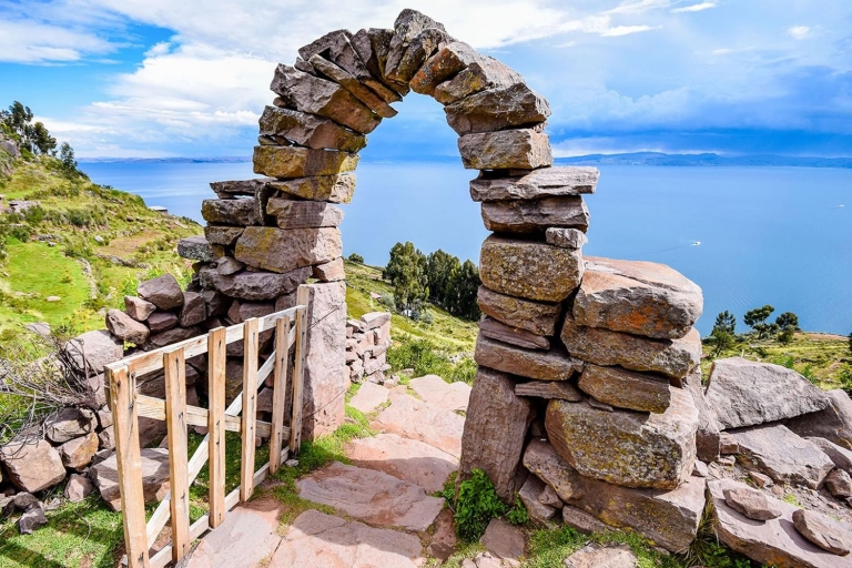 From Lima: Perú Magic with Titicaca Lake/Tour 8days-7nights