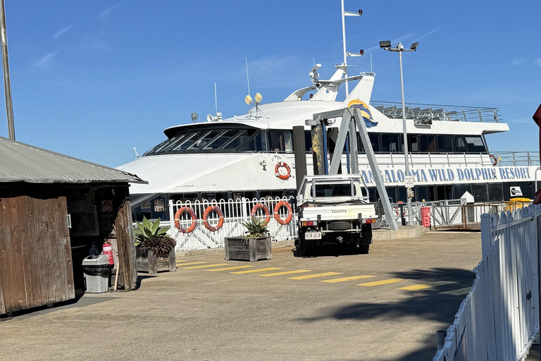 TANGALOOMA: HOLT ST WHARF TILL GOLD COAST SHUTTLEJW Marriott Gold Coast avlämning