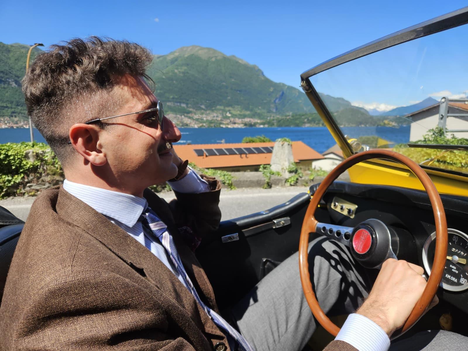 Comer See: am Steuer eines Fiat Siata aus den 60er-Jahren