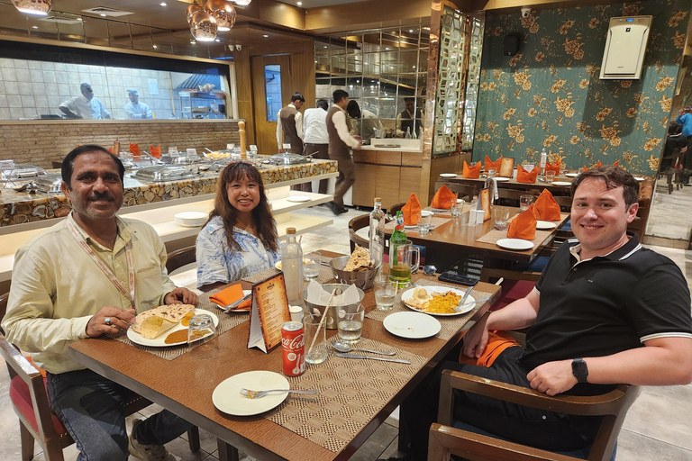 From Delhi: Taj Mahal & Agra City Tour with Fatehpur Sikri Private Tour with Tour Guide Only