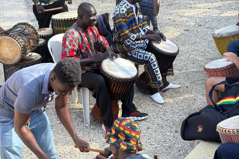 Île de Gorée: In-depth guided tour with access to little-known places