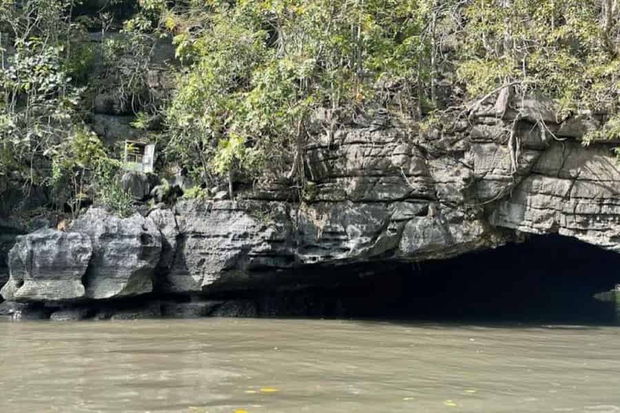 Langkawi: Mangroven-Tour im Gemeinschaftsboot + Mittagessen & Strand (3–4 Stunden). Foto: GetYourGuide Langkawi: Mangroven-Tour im Gemeinschaftsboot + Mittagessen & Strand (3–4 Stunden). Foto: GetYourGuide