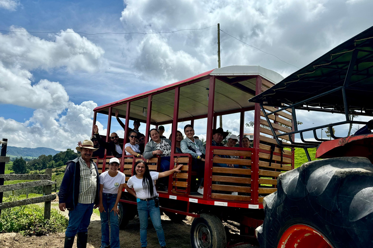 La Union, Antioquia: Tour on a Tourist Tractor