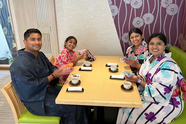 Tea ceremony experience in Japanese-style room 60min 60min session