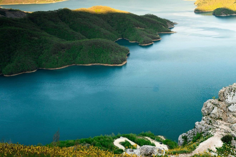 From Tirana: Lake Bovilla Viewpoint & Tirana City Tour