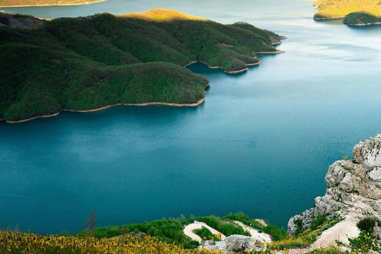 From Tirana: Lake Bovilla Viewpoint & Tirana City Tour