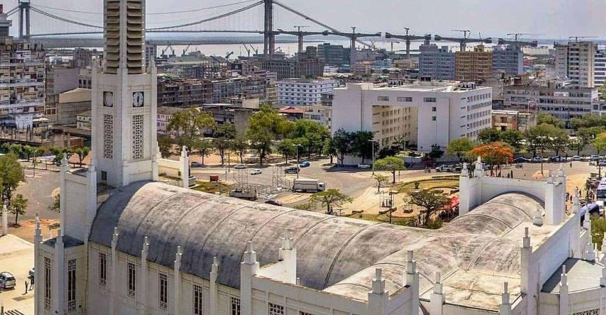 Maputo City Tour - Housity