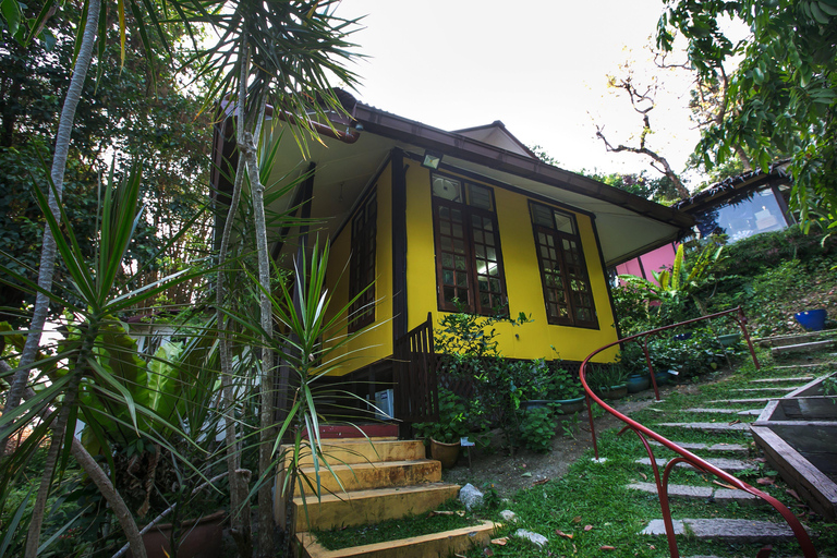 Penang: Spice Garden Tour with Hands-On Cooking Class