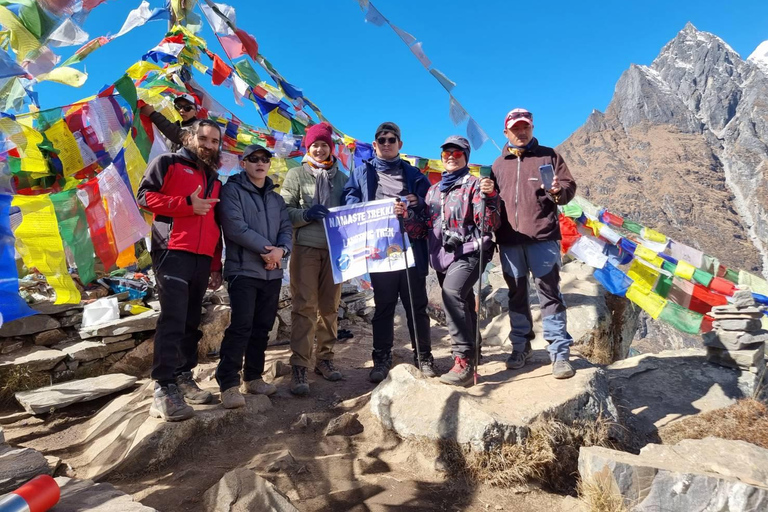 Von Kathmandu aus: 7-tägiger Langtang Trek mit Unterkunft