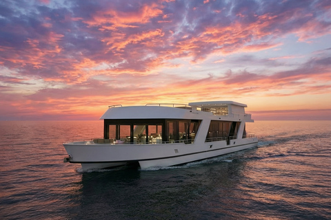 Dubai’s Best Dinner Cruise: Michelin Chef Menu & Live Show Upper Deck Seating