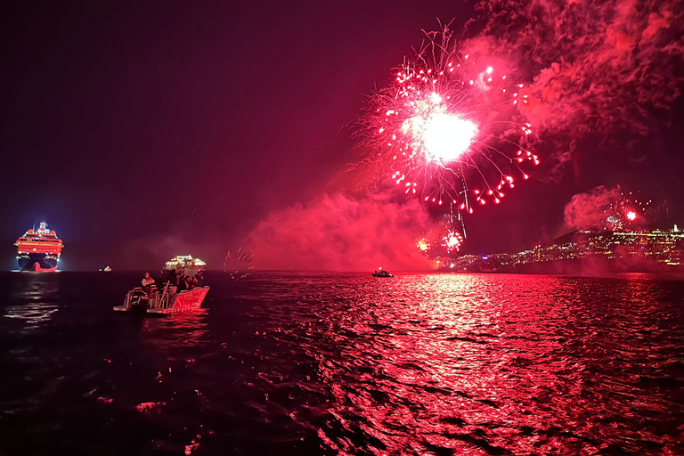 Funchal: Fireworks by Boat - New Years Eve