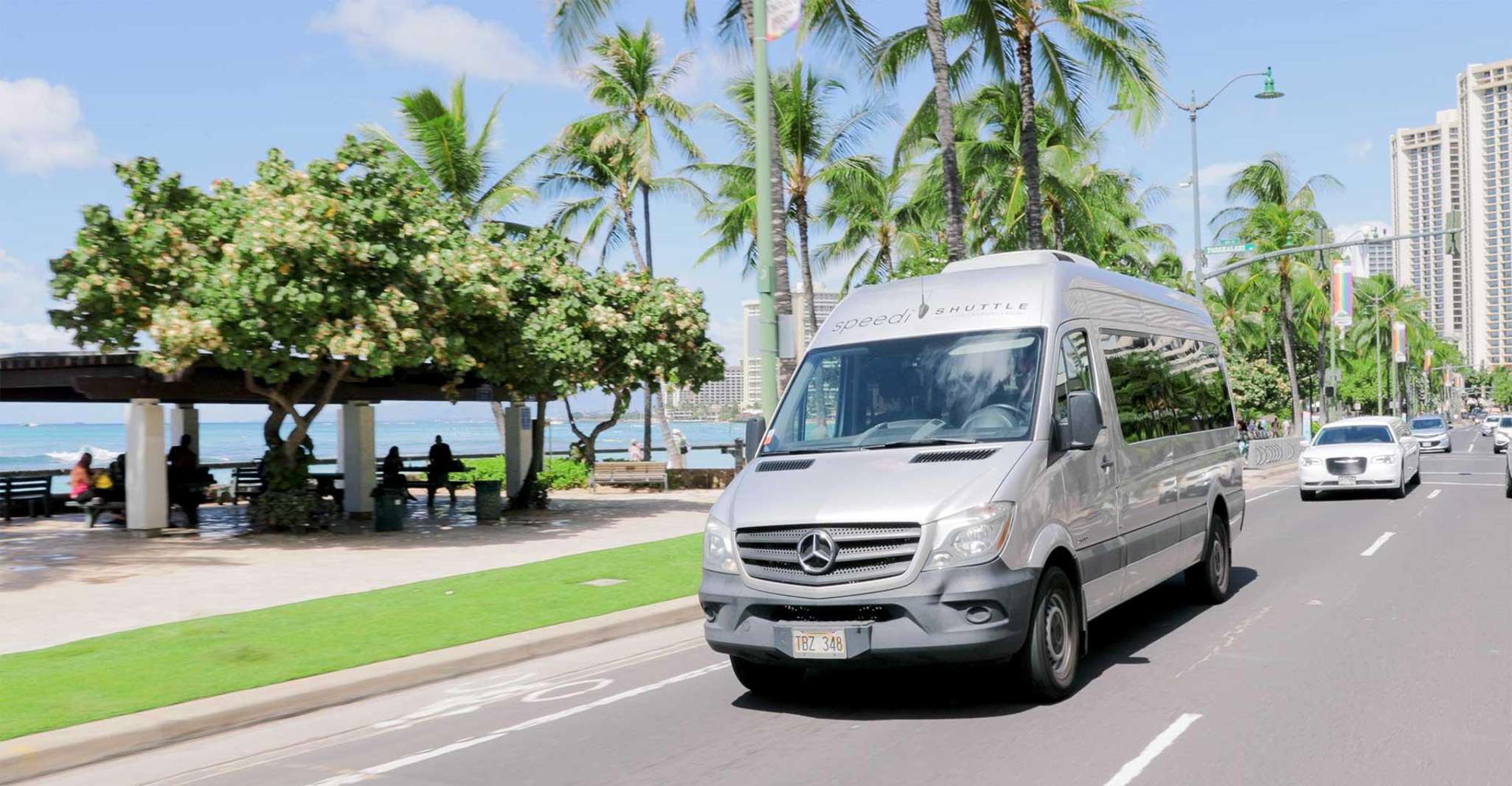 Oahu, Honolulu Airport - Waikiki (Airport Shuttle bus) - Housity