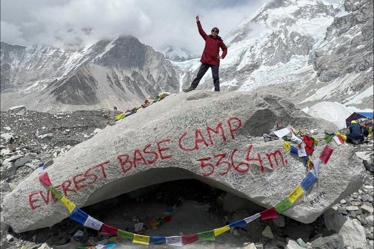 Vanuit Kathmandu: Everest Basiskamp Trek 12 Dagen Groepsaanmelding