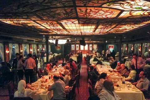 Le Caire : dîner-croisière sur le Nil avec spectacleDîner-croisière sur l'Andrea Memphis