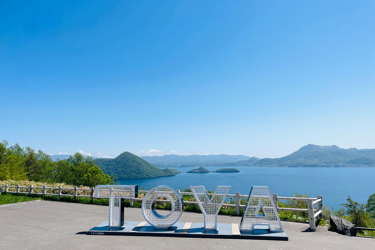 Sapporo: Hokkaido Noboribetsu & Lake Toya Private Day Trip Tour in a Toyota Alphard with a Chinese Driver