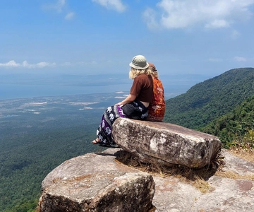 Visita a montanha de Bokor com um guia de turismo experiente