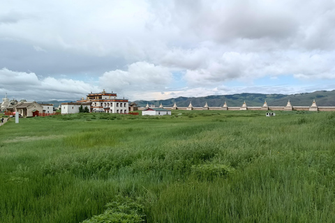 Mongolië: Rondreis door de Gobiwoestijn en Kharkhorin, Centraal-Mongolië