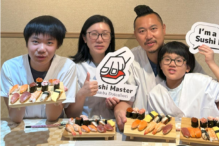 Osaka: Sushi Making in Spacious Studio with Certificate 10/1～Sushi Roll Making Experience