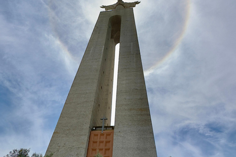 Lisbon in comfort - City highlights private tour