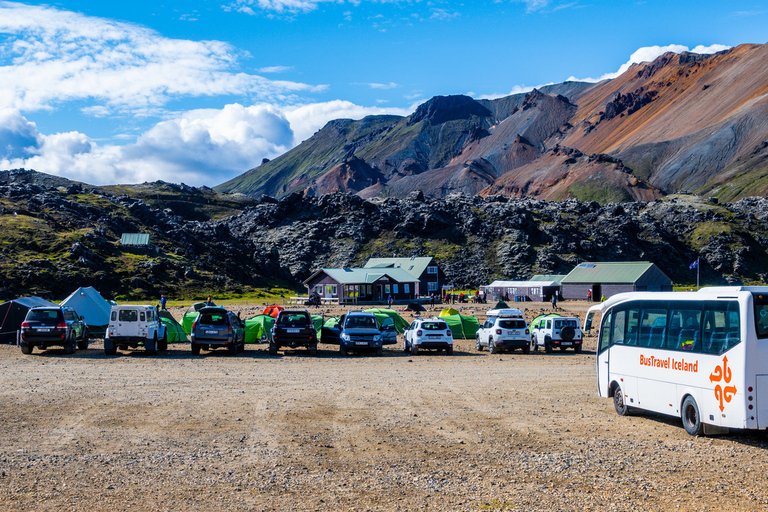 Von Reykjavik aus: Landmannalaugar Wanderung und heiße Quellen Tour