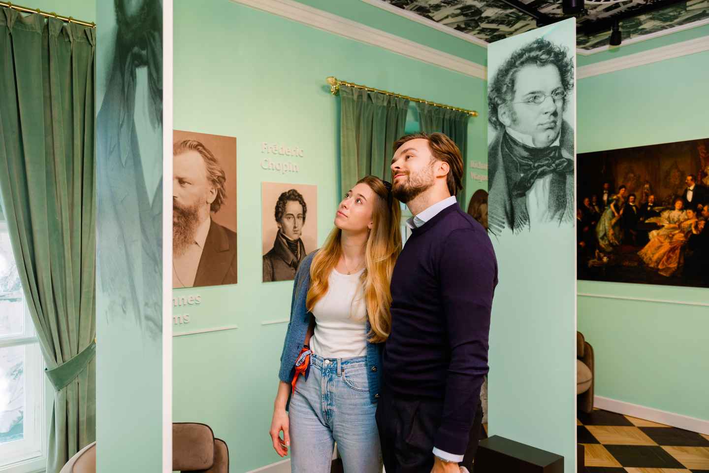 Вена: Выставка Штрауса и 15-минутный концерт