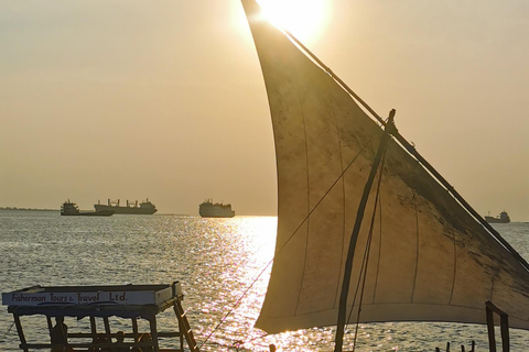 3 ore di crociera in dhow al tramonto a Zanzibar