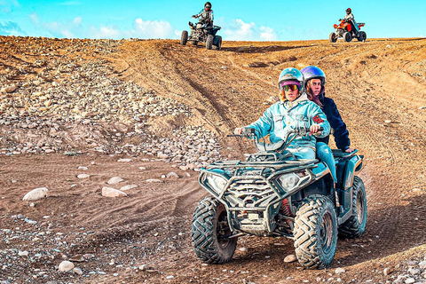 Marrakech: Agafay woestijn Quad &amp; kamelenritten met dinnershow