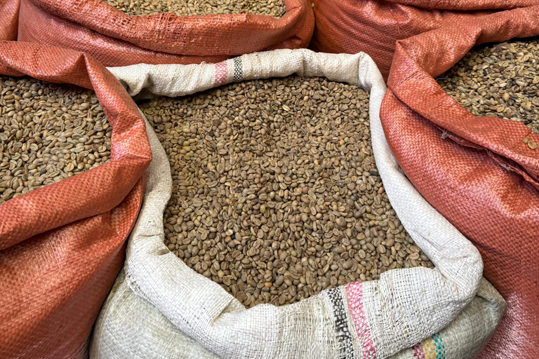 Addis Ababa: Sunrise Coffee Ritual & Hidden Villages Tour