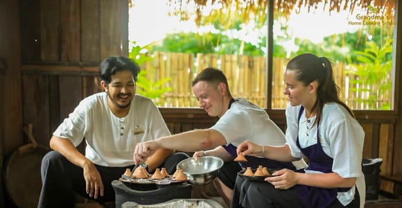 Chiang Mai: Local Northern Thai Cooking Class at Grandma&#39;s