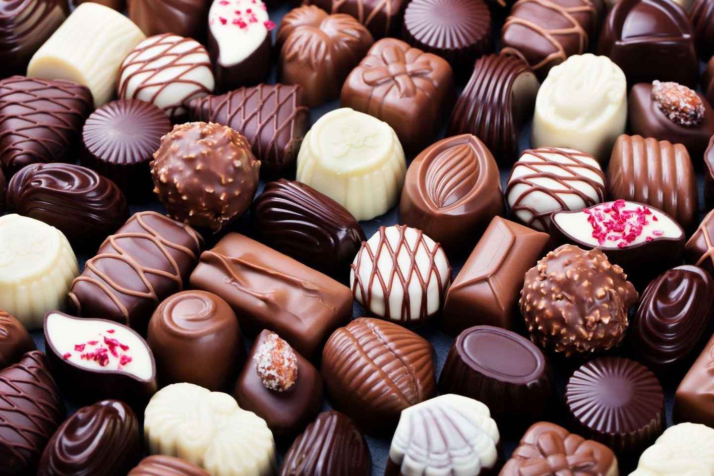 Brussels: "Art Nouveau" Half-Day Tour with Chocolate Tasting