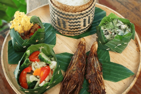 Luang Prabang First Day: EV City Tour & Sunset Cruise