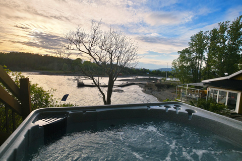 Oslo: Malmøya Island Salmon Grilling Workshop & Jacuzzi