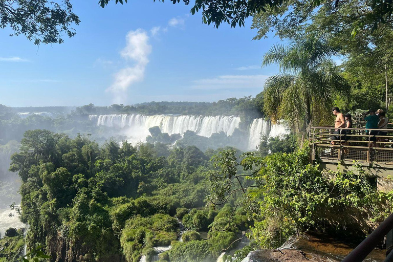Bird Park and Brazilian Falls (Foz do Iguaçu) Bird Park, Iguazu Falls – Brazil Side (Foz do Iguaçu)