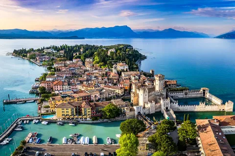 Milan: Lake Garda, Salò, and Sirmione Day Trip with Boat …