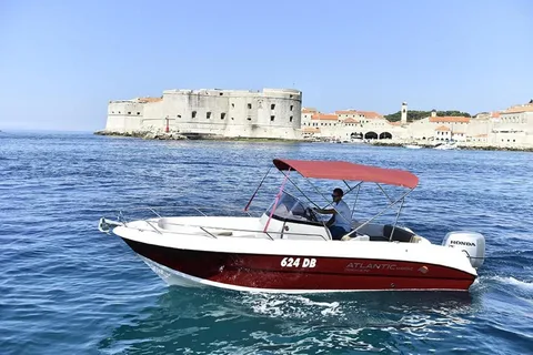 Dubrovnik: All-inclusive privat bådtur til øer og grotter