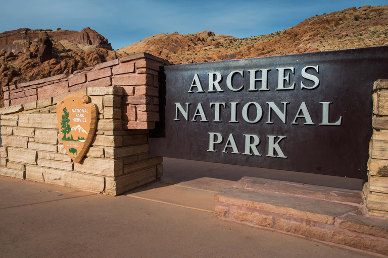 Desde Moab: Recorrido panorámico por el Parque Nacional de los Arcos con excursiones cortasExcursión al Atardecer | Parque Nacional de Arches