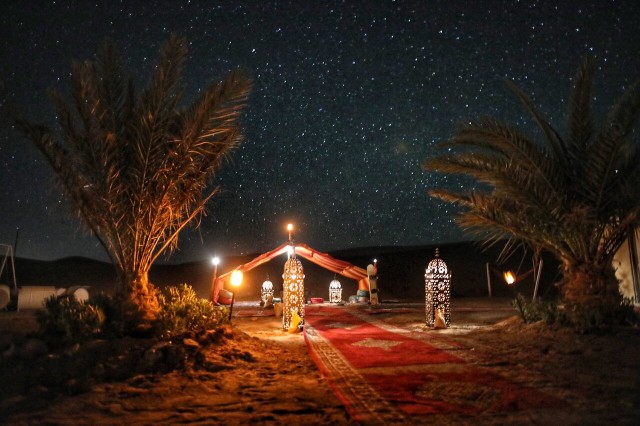 Visit From Marrakesh Agafay Desert – Dinner & Sunset Show Music in Catarroja