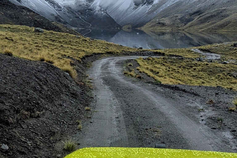 Private 4x4 Expedition: Landscapes of the Cordillera Real from La Paz