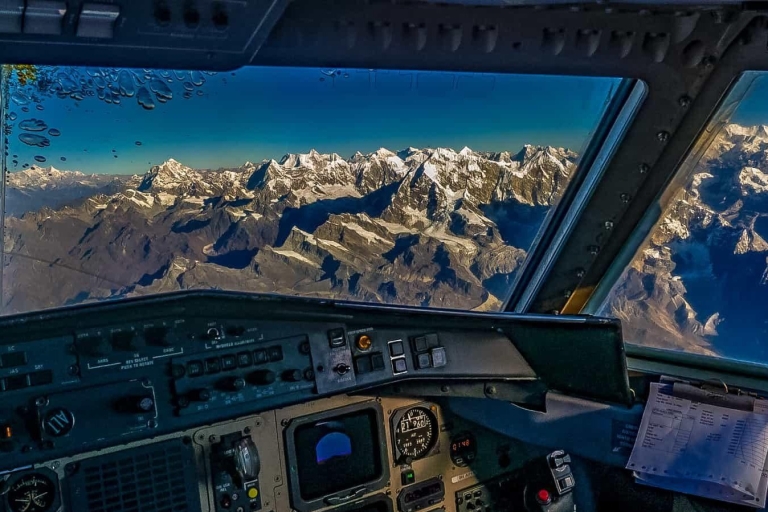 Einstündiger Flug über den Mount Everest