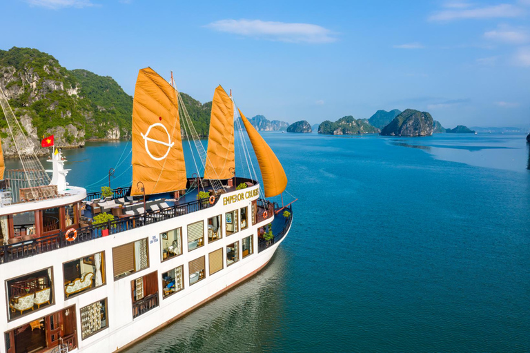 Halong Bucht: 3D2N All inclusive mit Emperor CruiseEmperor Cruise Legacy Halong | 3 Tage Hideaway